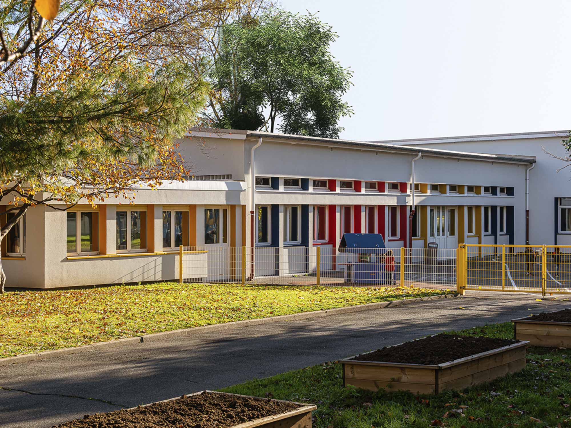 Raf Listowski Atelier d'Architecture école bonneuil-sur-marne réhabilitation transformation équipement grégory copitet