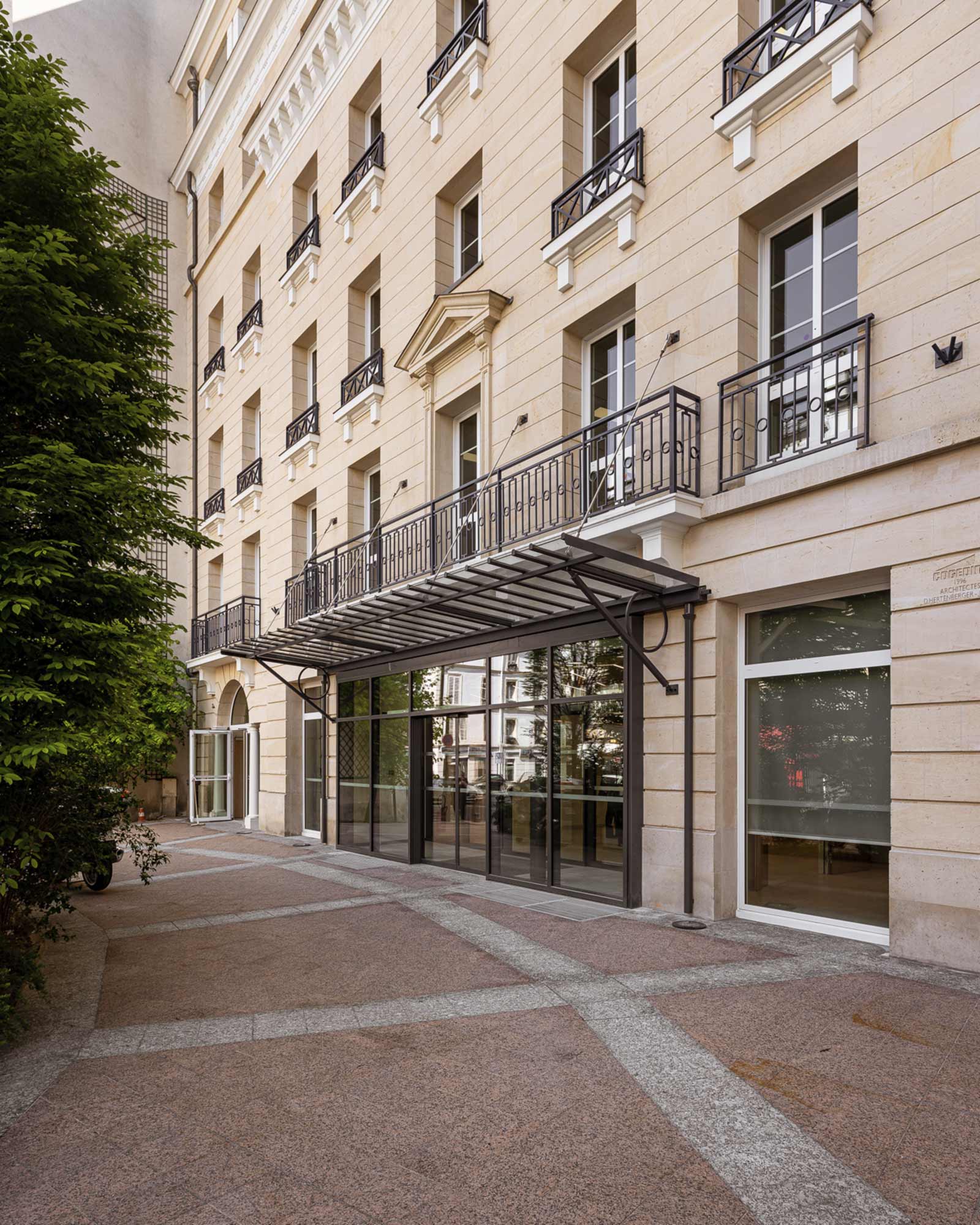 Raf Listowski Atelier d'Architecture création bureaux réhabilitation transformation Carac Kastle Neuilly